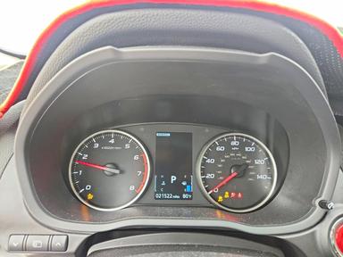Вид 2024 MITSUBISHI ECLIPSE CROSS LE, угол 9