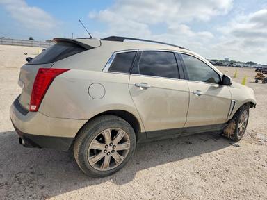 منظر 2016 CADILLAC SRX، زاوية 3