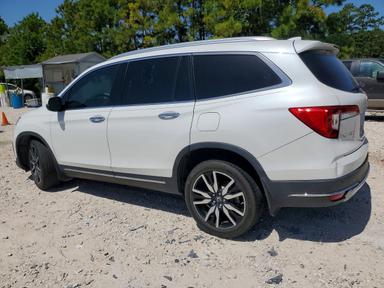 Вид 2020 HONDA PILOT TOURING, угол 2