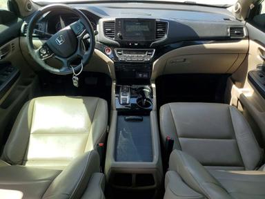 Вид 2020 HONDA PILOT TOURING, угол 8