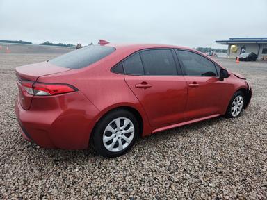 Вид 2021 TOYOTA COROLLA LE, угол 3