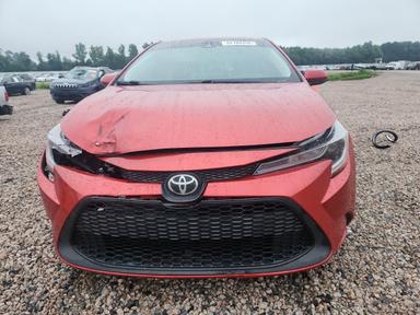 Вид 2021 TOYOTA COROLLA LE, угол 5