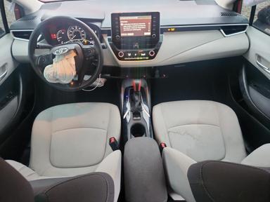 Вид 2021 TOYOTA COROLLA LE, угол 8