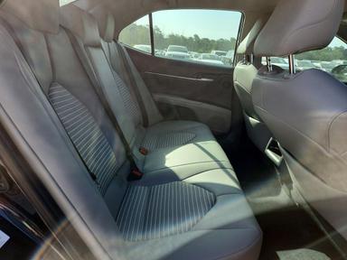 Вид 2019 TOYOTA CAMRY SE, угол 10