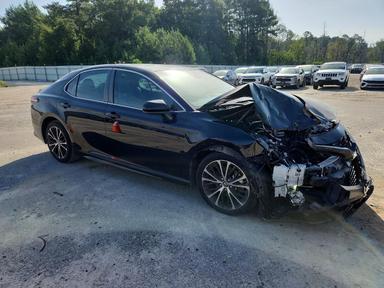 Вид 2019 TOYOTA CAMRY SE, угол 4
