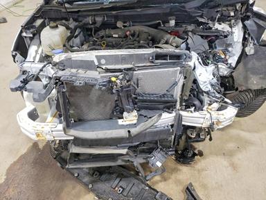 Vue de 2019 FORD EDGE TITANIUM, angle 12