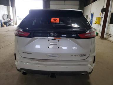 Vue de 2019 FORD EDGE TITANIUM, angle 6