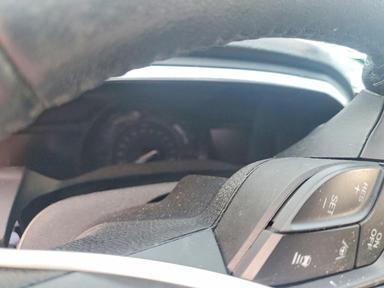 Vue de 2019 FORD EDGE TITANIUM, angle 9