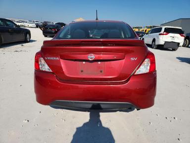 2019 NISSAN VERSA SV view, angle 6