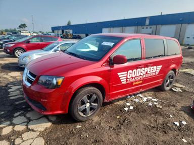 منظر 2015 DODGE GRAND CARAVAN SXT، زاوية 1