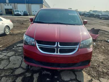 منظر 2015 DODGE GRAND CARAVAN SXT، زاوية 5
