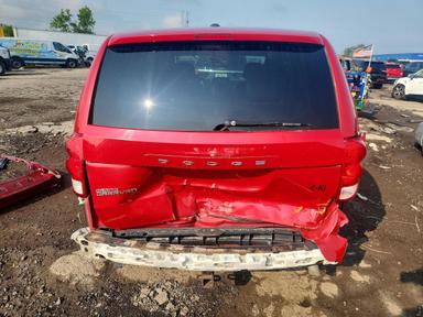 منظر 2015 DODGE GRAND CARAVAN SXT، زاوية 6