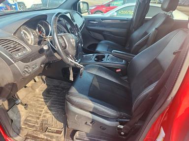 منظر 2015 DODGE GRAND CARAVAN SXT، زاوية 7