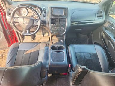 منظر 2015 DODGE GRAND CARAVAN SXT، زاوية 8