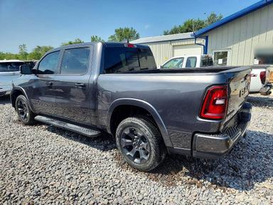 Vista de 2025 RAM 1500 BIG HORN/LONE STAR, ángulo 2