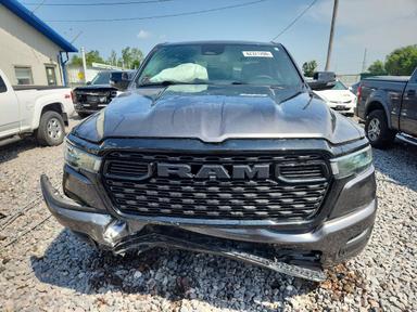 Vista de 2025 RAM 1500 BIG HORN/LONE STAR, ángulo 5