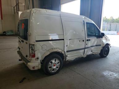 منظر 2011 FORD TRANSIT CONNECT XLT DELIVERY VAN، زاوية 3