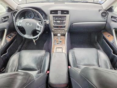 Vue de 2011 LEXUS IS 250, angle 8