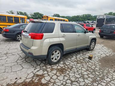 Vue de 2013 GMC TERRAIN SLE, angle 3