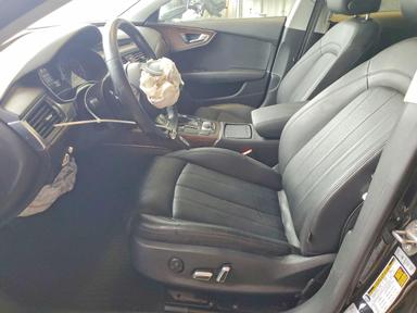 Vue de 2016 AUDI A7 PRESTIGE, angle 7