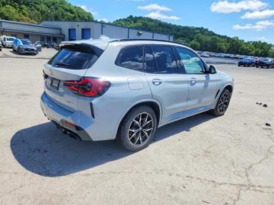 Vue de 2023 BMW X3 XDRIVE30I, angle 3
