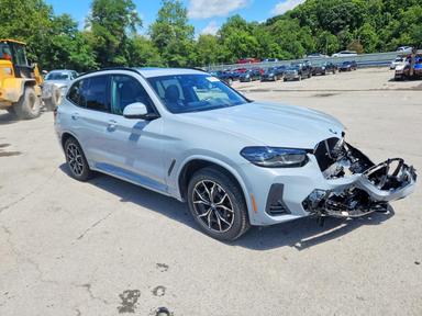 Vue de 2023 BMW X3 XDRIVE30I, angle 4