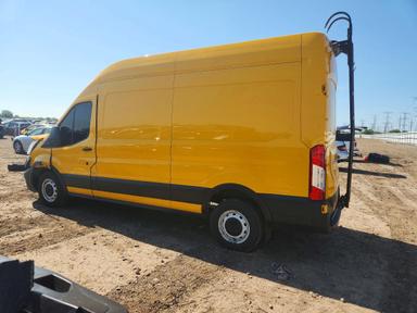 منظر 2021 FORD TRANSIT T-250، زاوية 2