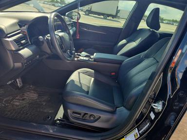Вид 2025 TOYOTA CAMRY XSE, угол 7