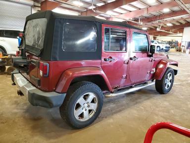 Vista de 2010 JEEP WRANGLER UNLIMITED SAHARA, ángulo 3