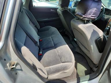 Vista de 2012 CHEVROLET IMPALA LS, ángulo 10