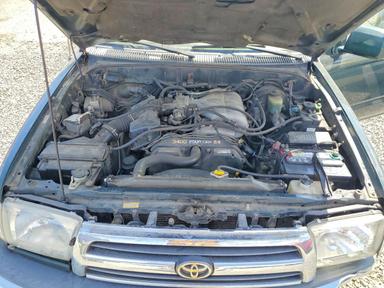 Vue de 1999 TOYOTA 4RUNNER SR5, angle 12