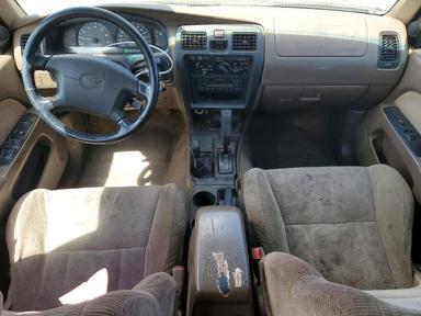 Vue de 1999 TOYOTA 4RUNNER SR5, angle 8