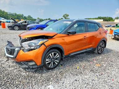 Vedere 2019 NISSAN KICKS SR, unghi 1