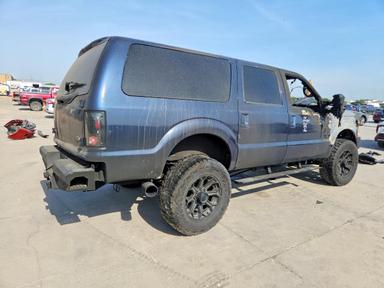 Vista de 2000 FORD EXCURSION LIMITED, ángulo 3