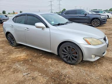 Vue de 2007 LEXUS IS 250, angle 4