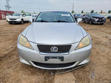 Vue de 2007 LEXUS IS 250, angle 5