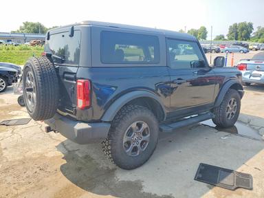 Vista de 2023 FORD BRONCO BASE, ángulo 3
