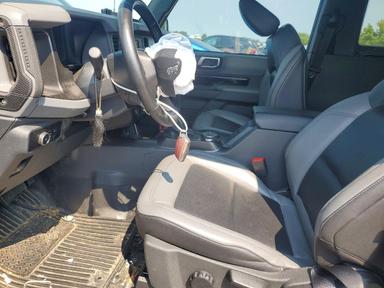Vista de 2023 FORD BRONCO BASE, ángulo 7