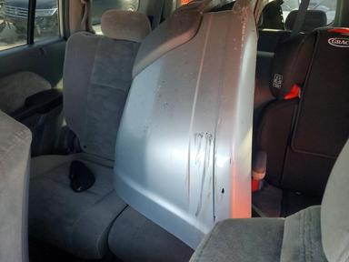 2004 HONDA PILOT EX view, angle 10
