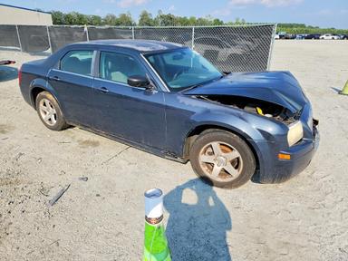 Vista de 2007 CHRYSLER 300, ángulo 4