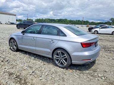 Вид 2018 AUDI A3 PREMIUM, угол 2