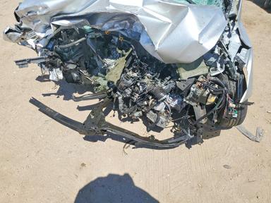 Vue de 2025 NISSAN VERSA S, angle 11