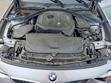 Вид 2019 BMW 330XI GT, угол 11