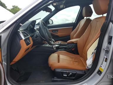 Вид 2019 BMW 330XI GT, угол 7