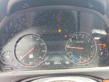 Вид 2019 BMW 330XI GT, угол 9