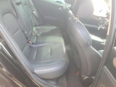 منظر 2018 KIA STINGER PREMIUM، زاوية 10