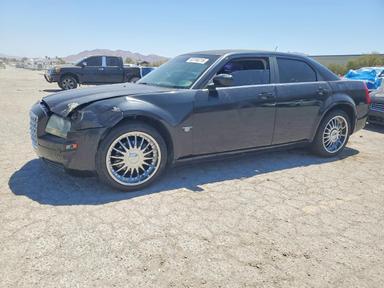 Вид 2008 CHRYSLER 300 LX, угол 1