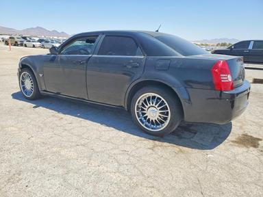 Вид 2008 CHRYSLER 300 LX, угол 2