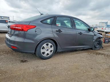 Vue de 2016 FORD FOCUS S, angle 3