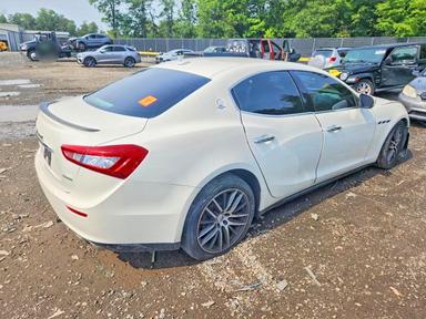 Vedere 2017 MASERATI GHIBLI S, unghi 3
